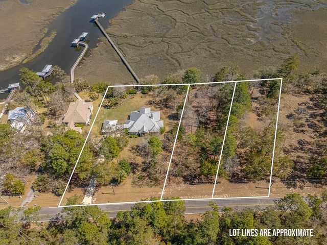 1861 NE Julienton Drive, Townsend, GA 31331