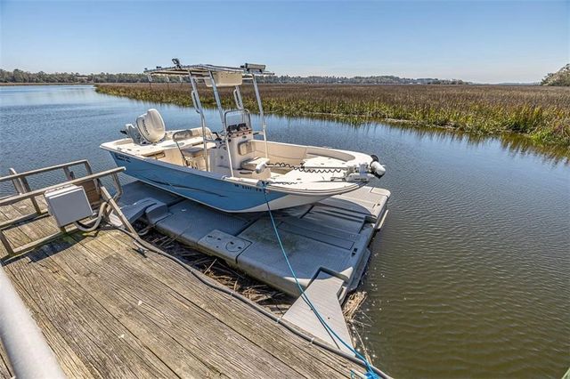 1861 NE Julienton Drive, Townsend, GA 31331