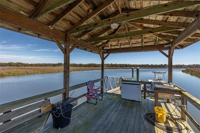 1861 NE Julienton Drive, Townsend, GA 31331