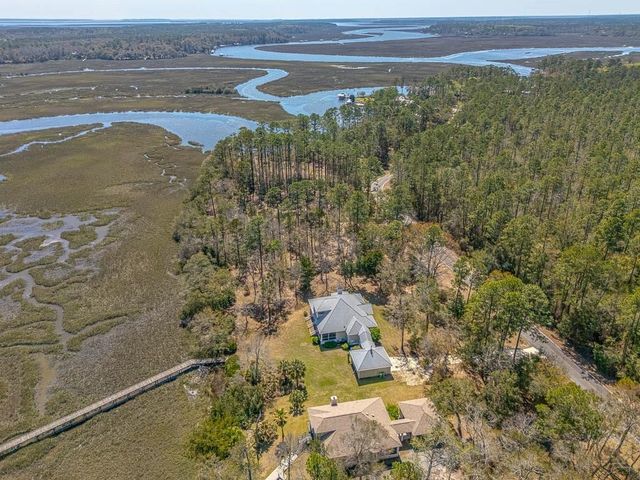 1861 NE Julienton Drive, Townsend, GA 31331