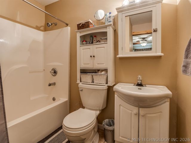 115907 S 4197, Checotah, OK 74426