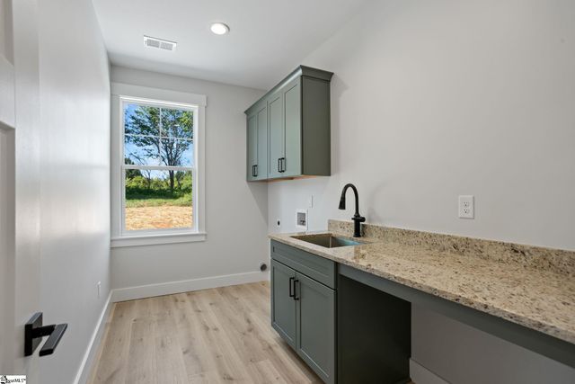 369 Pine Drive, Greer, SC 29651