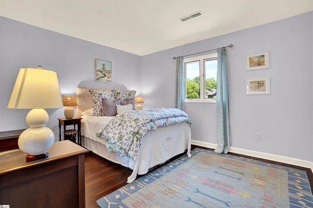 217 Ingleside Way, Greenville, SC 29615