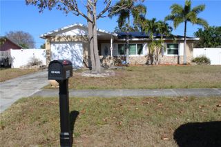 8593 LANTANA DRIVE, Seminole, FL 33777