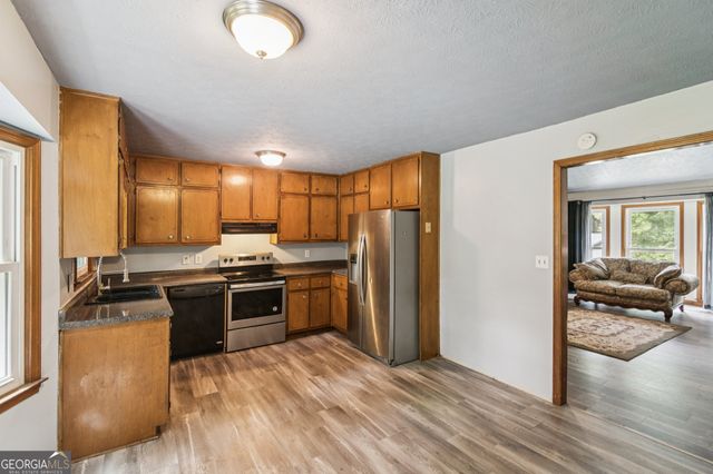 693 Deering Road SE, Conyers, GA 30094