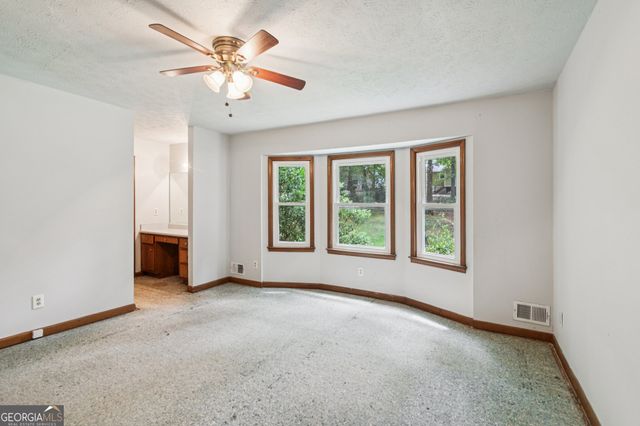 693 Deering Road SE, Conyers, GA 30094