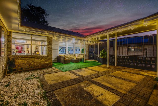 13330 Trompilla Lane, Houston, TX 77083