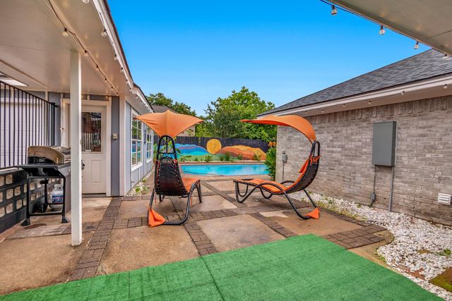 13330 Trompilla Lane, Houston, TX 77083