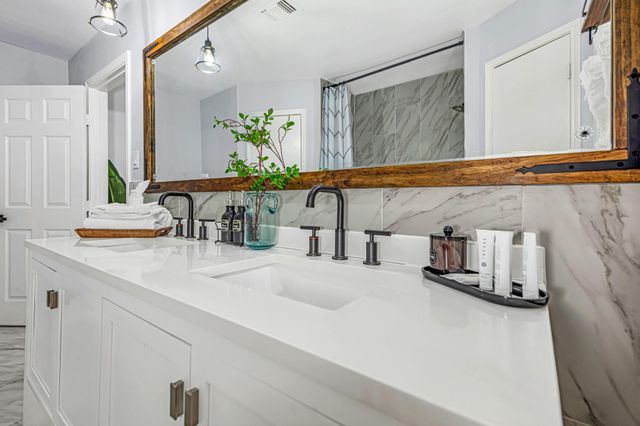 13330 Trompilla Lane, Houston, TX 77083