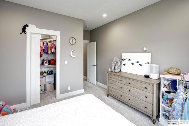 12414 N 161st Avenue, Bennington, NE 68007