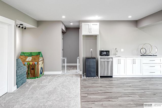 12414 N 161st Avenue, Bennington, NE 68007