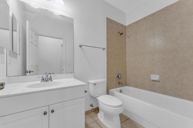 6077 Grand Cypress Circle W, Coconut Creek, FL 33073