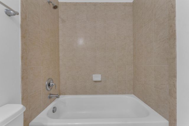 6077 Grand Cypress Circle W, Coconut Creek, FL 33073