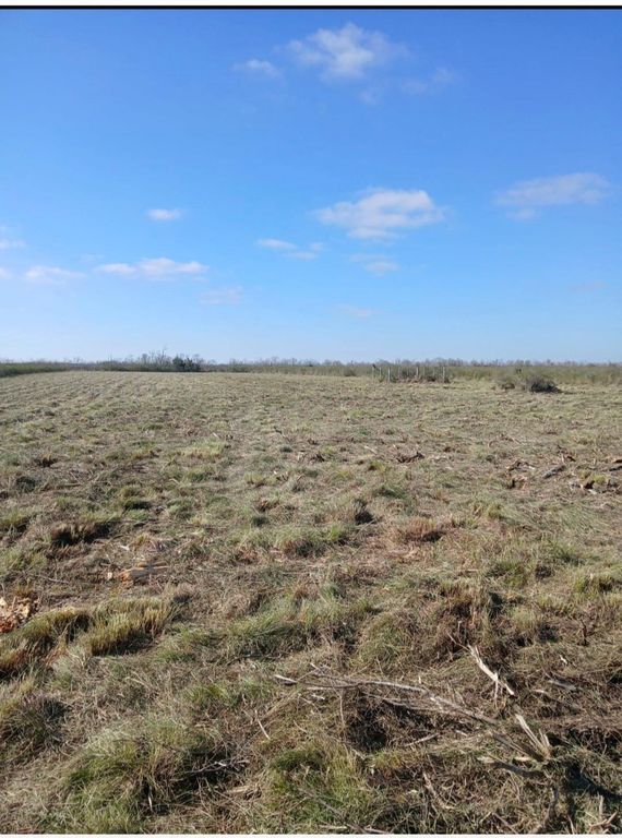 807 County Road 807, Angleton, TX 77515