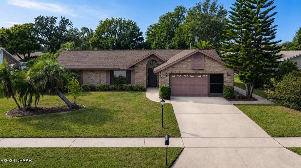 147 Village Lane, Daytona Beach, FL 32119