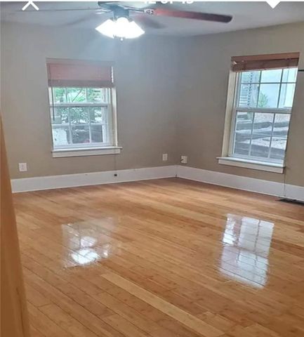 120 N Washington Avenue, Fayetteville, AR 72701