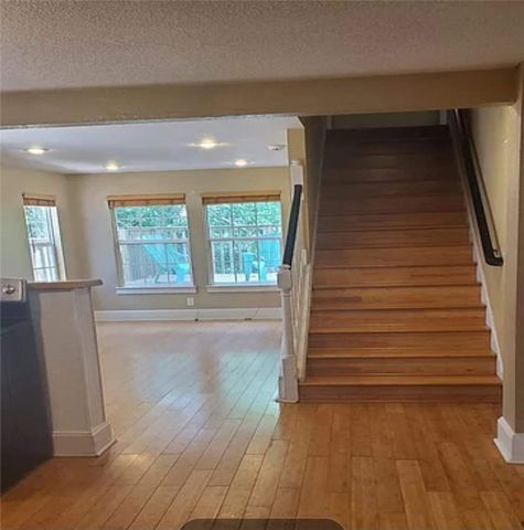 120 N Washington Avenue, Fayetteville, AR 72701