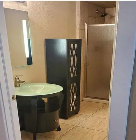 120 N Washington Avenue, Fayetteville, AR 72701