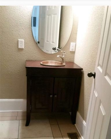 120 N Washington Avenue, Fayetteville, AR 72701