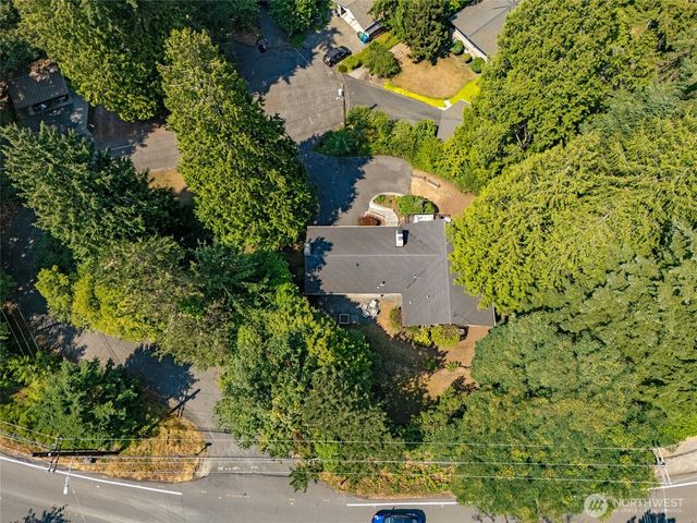 5212 W Mercer Place, Mercer Island, WA 98040