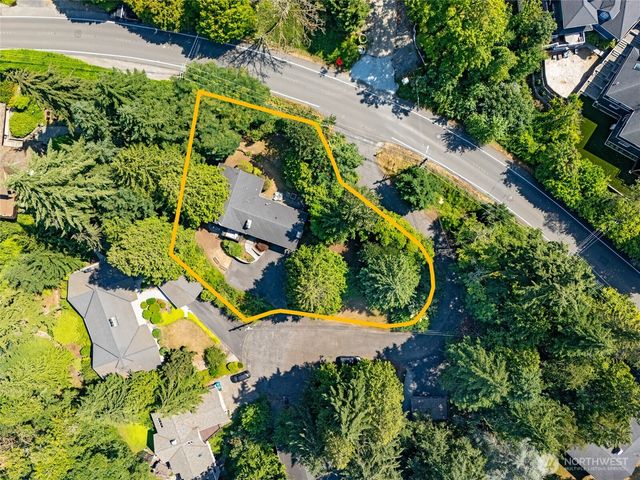 5212 W Mercer Place, Mercer Island, WA 98040
