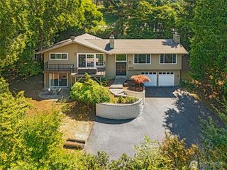 5212 W Mercer Place, Mercer Island, WA 98040
