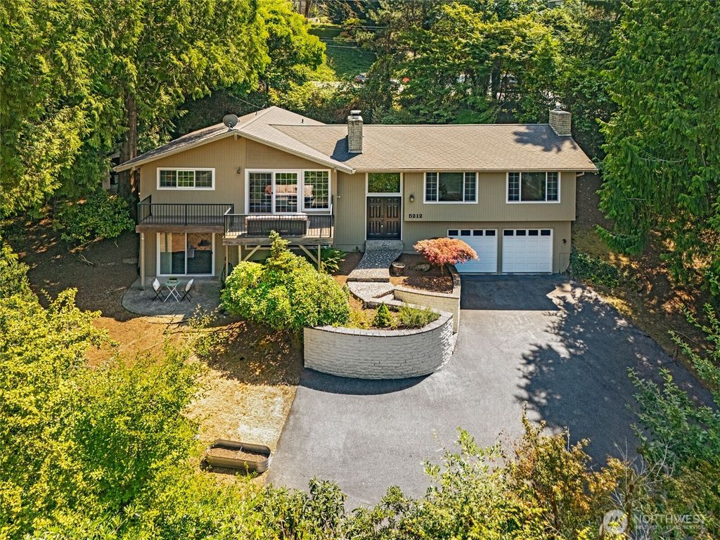 5212 W Mercer Place, Mercer Island, WA 98040