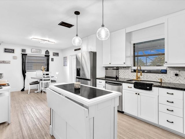 10725 Eureka Street, Boca Raton, FL 33428