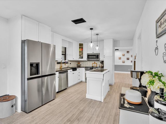 10725 Eureka Street, Boca Raton, FL 33428