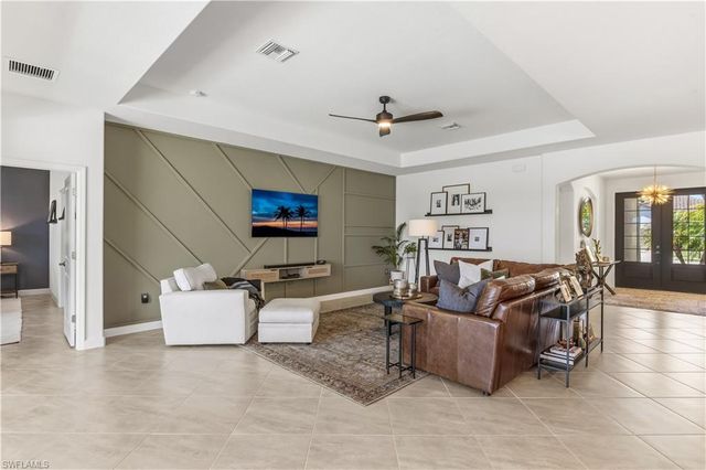 17290 Walnut Run DR, Alva, FL 33920