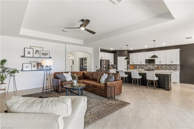 17290 Walnut Run DR, Alva, FL 33920