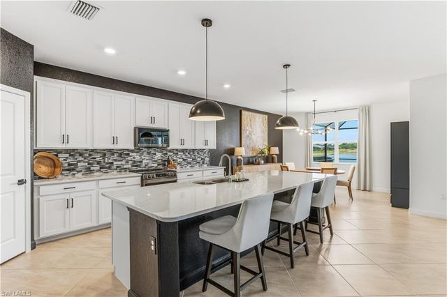 17290 Walnut Run DR, Alva, FL 33920