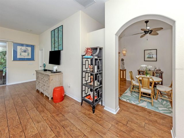 205 RECLINATA CIRCLE, Venice, FL 34292