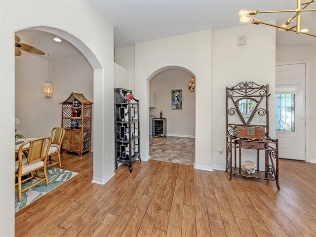 205 RECLINATA CIRCLE, Venice, FL 34292