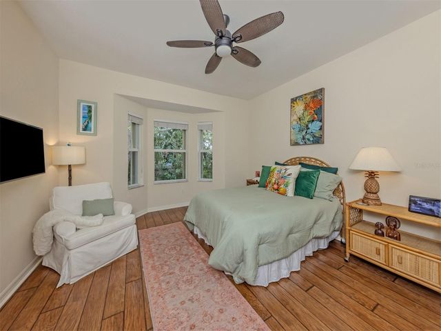 205 RECLINATA CIRCLE, Venice, FL 34292