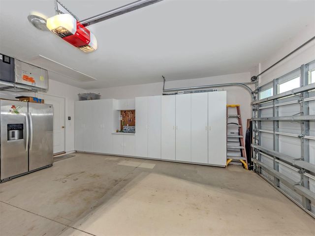 205 RECLINATA CIRCLE, Venice, FL 34292