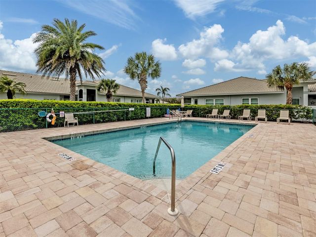 205 RECLINATA CIRCLE, Venice, FL 34292