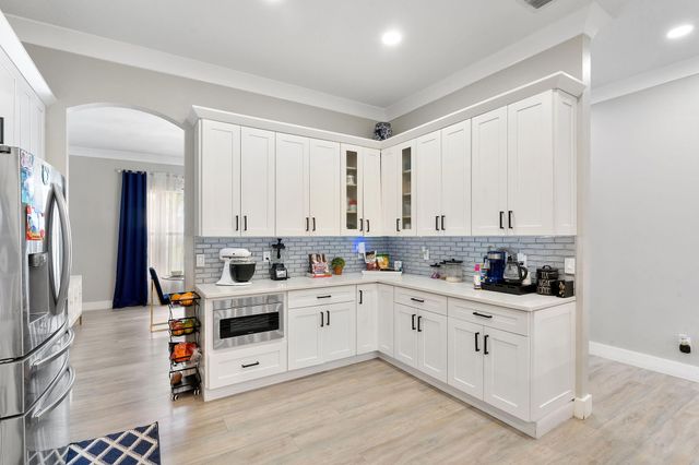 123 Bilbao Street, Royal Palm Beach, FL 33411