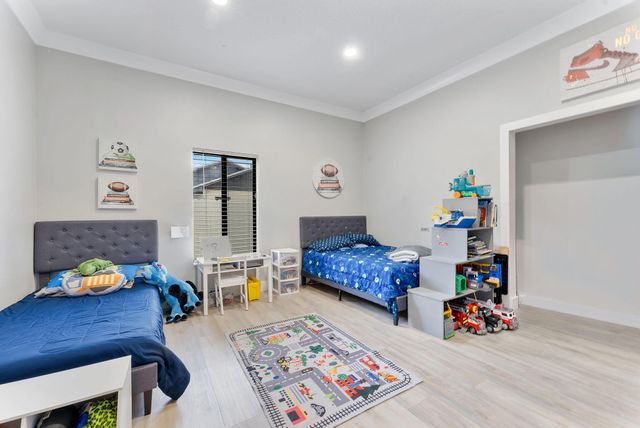 123 Bilbao Street, Royal Palm Beach, FL 33411