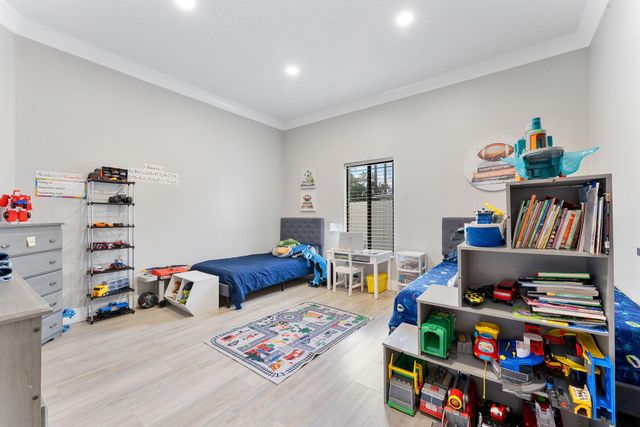 123 Bilbao Street, Royal Palm Beach, FL 33411