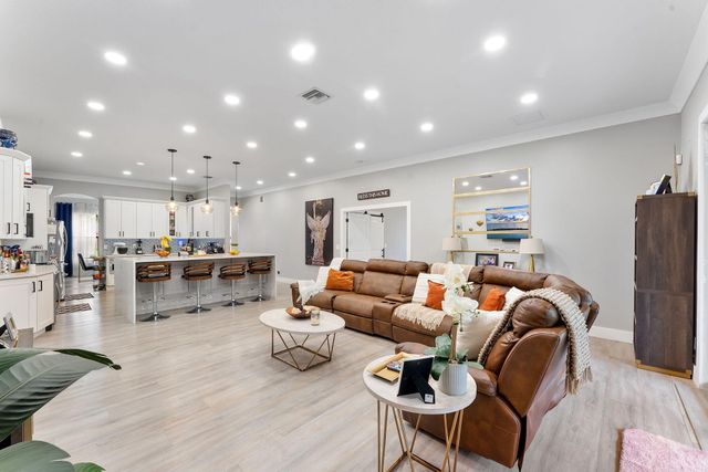 123 Bilbao Street, Royal Palm Beach, FL 33411