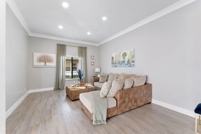 123 Bilbao Street, Royal Palm Beach, FL 33411