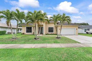 123 Bilbao Street, Royal Palm Beach, FL 33411