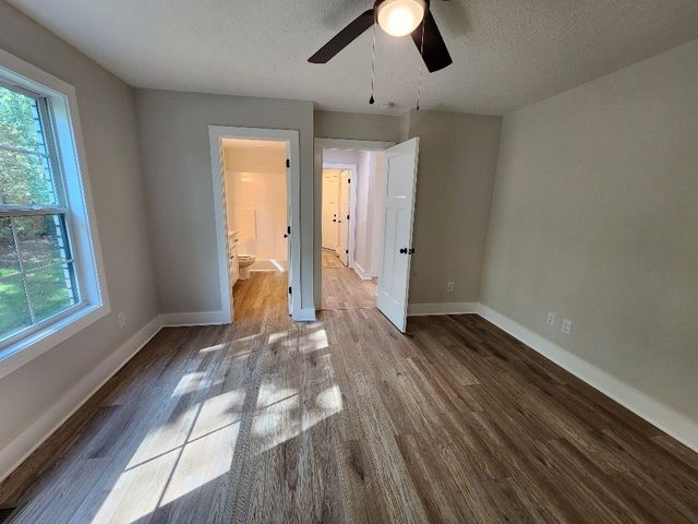 215 Scenic Ln, Hartsville, TN 37074
