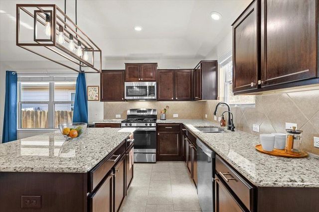 3901 Alpine Autumn DR, Austin, TX 78744