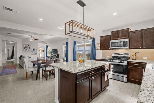 3901 Alpine Autumn DR, Austin, TX 78744