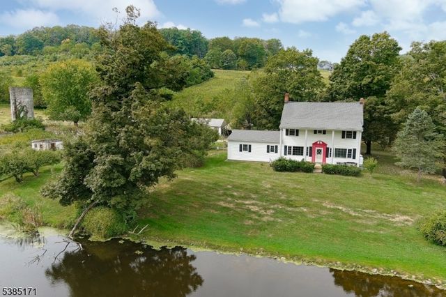 37 Rose Morrow Rd, Wantage Twp., NJ 07461