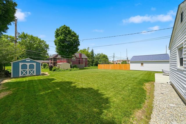 2110 Springfield Avenue, Fort Wayne, IN 46805
