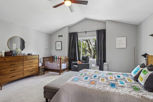 3332 E Debbie DRIVE, Oak Creek, WI 53154