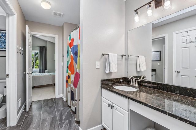 3332 E Debbie DRIVE, Oak Creek, WI 53154